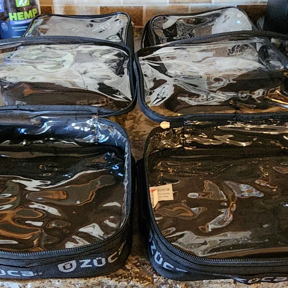 Züca Flight and dust cover with 4 large utility bags